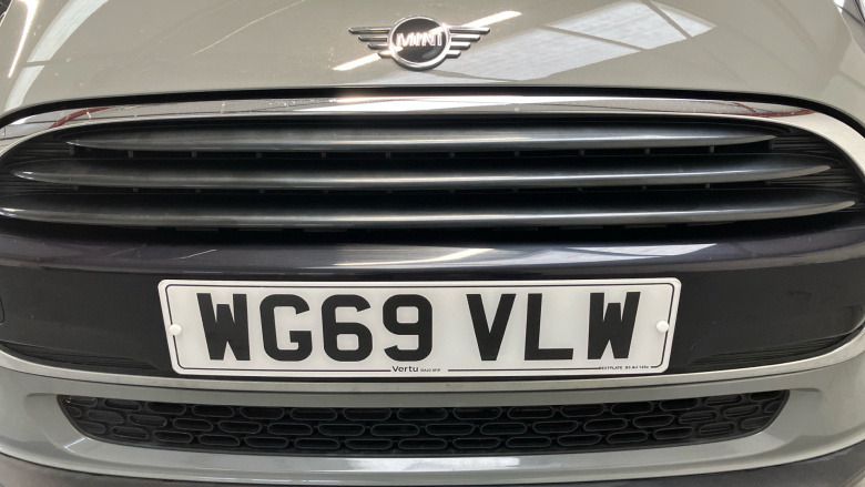 MINI Hatchback 1.5 Cooper Classic II 3dr Petrol Hatchback